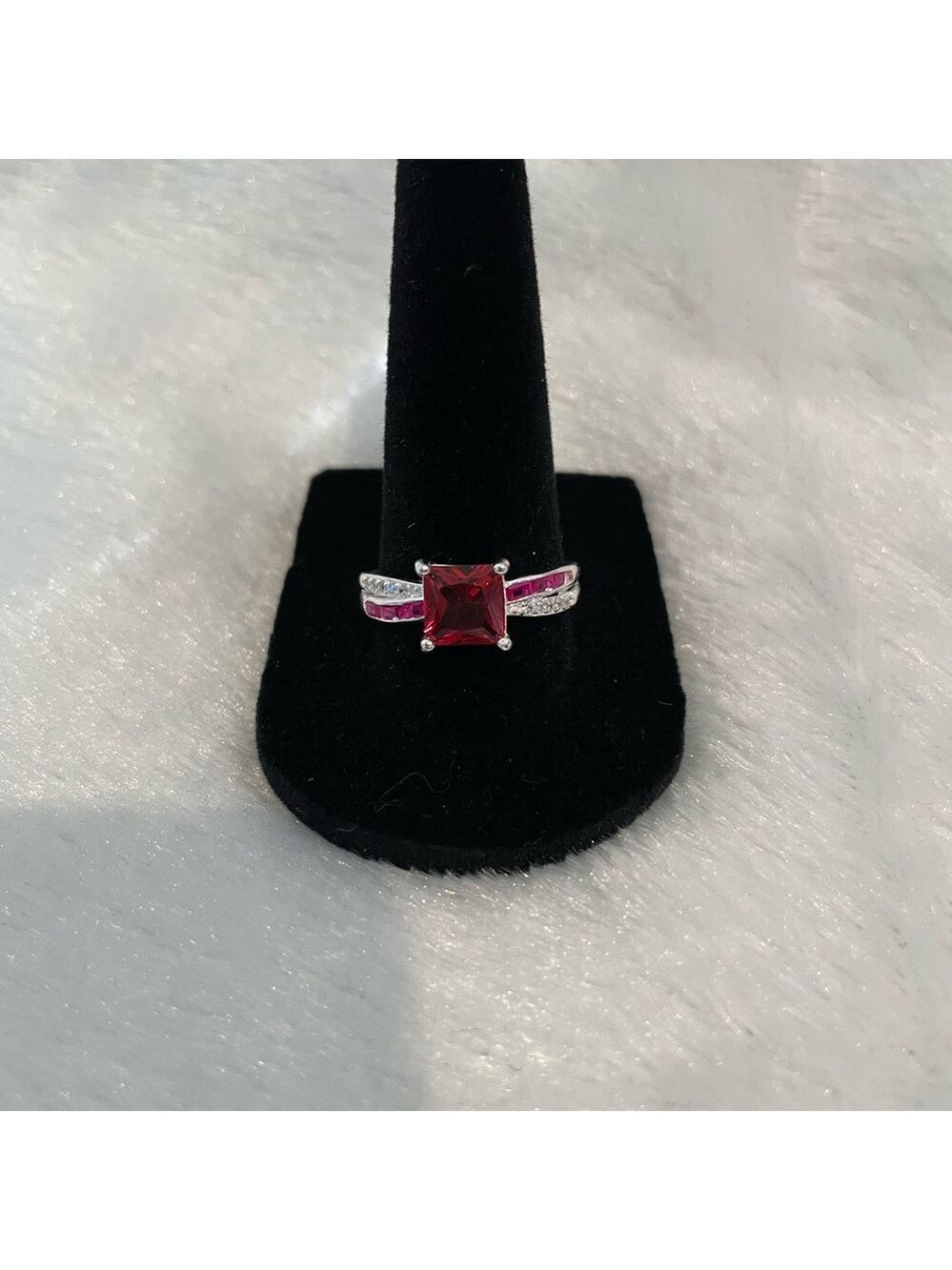 Women’s red and white Moissanite ring size 8.5 925 sterling silver pendant
